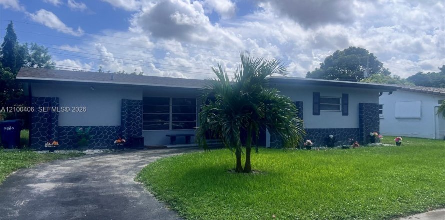 Villa ou maison à Lauderhill, Floride 2 chambres, 112.6 m2 № 2400738