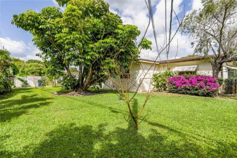 Villa ou maison à vendre à Lauderhill, Floride: 2 chambres, 112.6 m2 № 2400738 - photo 12