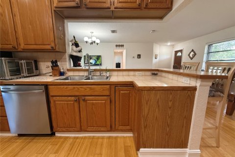 Casa en venta en Palmetto Bay, Florida, 3 dormitorios, 139.35 m2 № 1801088 - foto 12