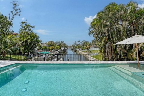 Villa ou maison à vendre à Sarasota, Floride: 3 chambres, 197.05 m2 № 2113854 - photo 30