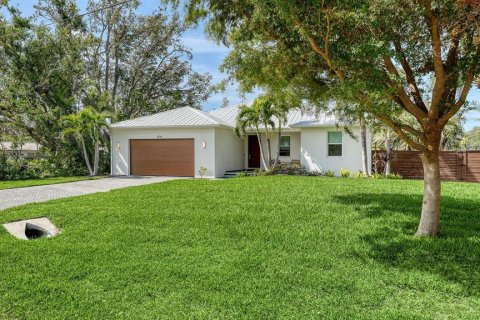 Villa ou maison à vendre à Sarasota, Floride: 3 chambres, 197.05 m2 № 2113854 - photo 4
