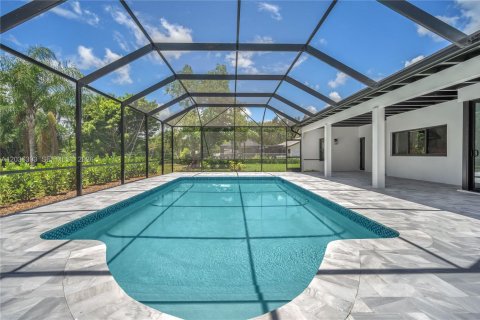 Villa ou maison à vendre à Homestead, Floride: 4 chambres, 283.54 m2 № 2083935 - photo 27