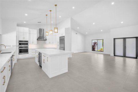 Villa ou maison à vendre à Homestead, Floride: 4 chambres, 283.54 m2 № 2083935 - photo 9