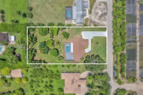 Villa ou maison à vendre à Homestead, Floride: 4 chambres, 283.54 m2 № 2083935 - photo 2