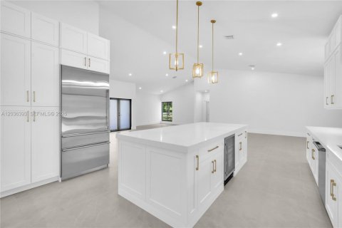 Villa ou maison à vendre à Homestead, Floride: 4 chambres, 283.54 m2 № 2083935 - photo 12