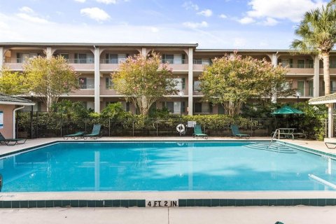 Condo in Altamonte Springs, Florida, 3 bedrooms  № 2101987 - photo 23