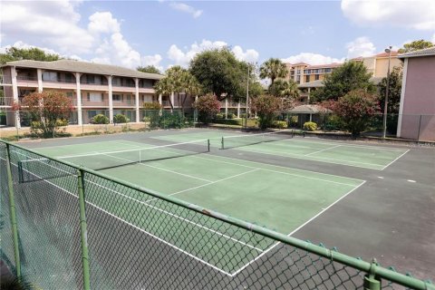 Condo in Altamonte Springs, Florida, 3 bedrooms  № 2101987 - photo 18