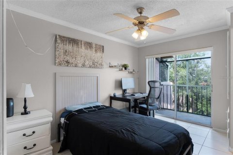 Condo in Altamonte Springs, Florida, 3 bedrooms  № 2101987 - photo 13