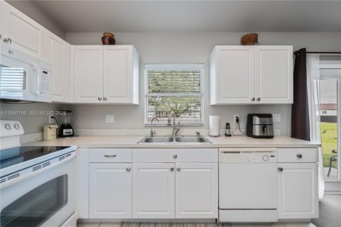 Villa ou maison à vendre à Lehigh Acres, Floride: 3 chambres № 2005762 - photo 25