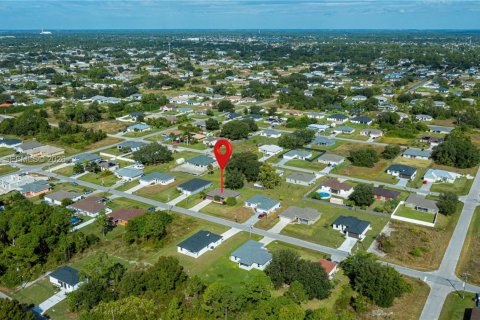 Villa ou maison à vendre à Lehigh Acres, Floride: 3 chambres № 2005762 - photo 7
