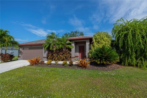 Villa ou maison à vendre à Lehigh Acres, Floride: 3 chambres № 2005762 - photo 9