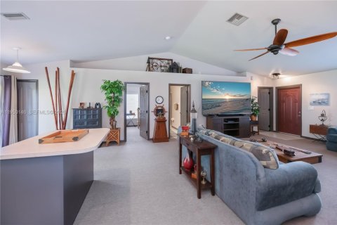 Villa ou maison à vendre à Lehigh Acres, Floride: 3 chambres № 2005762 - photo 16