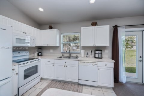 Villa ou maison à vendre à Lehigh Acres, Floride: 3 chambres № 2005762 - photo 23