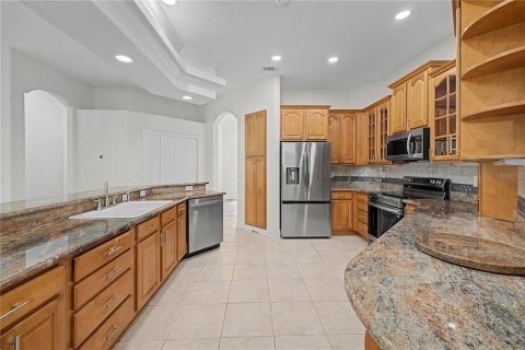 Villa ou maison à vendre à New Port Richey, Floride: 5 chambres, 269.51 m2 № 2267428 - photo 13