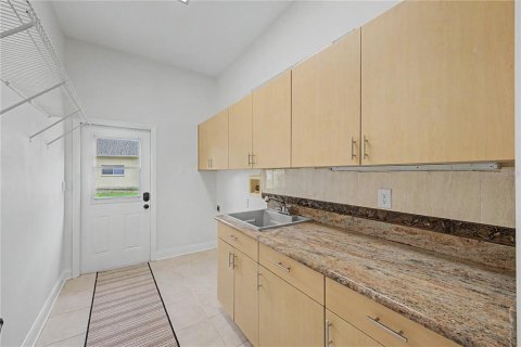 Villa ou maison à vendre à New Port Richey, Floride: 5 chambres, 269.51 m2 № 2267428 - photo 20