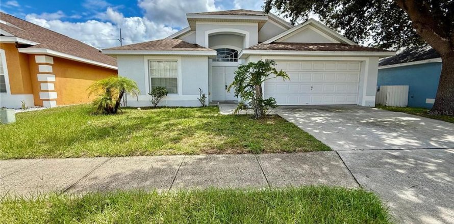 Casa en Davenport, Florida 3 dormitorios, 167.13 m2 № 1906766