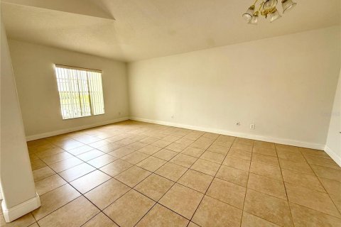 Casa en alquiler en Davenport, Florida, 3 dormitorios, 167.13 m2 № 1906766 - foto 3