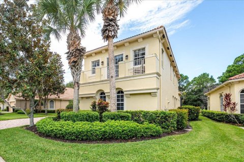 Villa ou maison à vendre à Port St. Lucie, Floride: 4 chambres, 302.49 m2 № 2245305 - photo 4