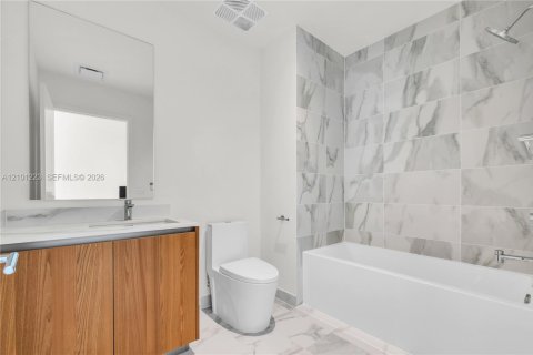 Copropriété à louer à Miami, Floride: 3 chambres, 181.44 m2 № 2411043 - photo 21