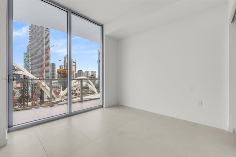 Copropriété à louer à Miami, Floride: 3 chambres, 181.44 m2 № 2411043 - photo 17