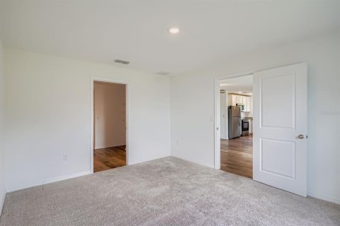 House in Lakeland, Florida 3 bedrooms, 130.16 sq.m. № 1883332 - photo 15