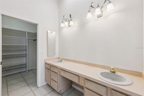 House in Orlando, Florida 3 bedrooms, 200.48 sq.m. № 2398910 - photo 26