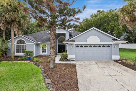 House in Orlando, Florida 3 bedrooms, 200.48 sq.m. № 2398910