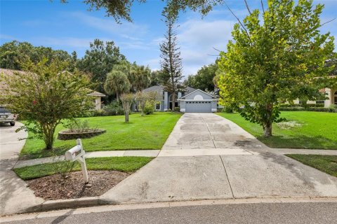 House in Orlando, Florida 3 bedrooms, 200.48 sq.m. № 2398910 - photo 3