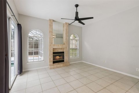 House in Orlando, Florida 3 bedrooms, 200.48 sq.m. № 2398910 - photo 8