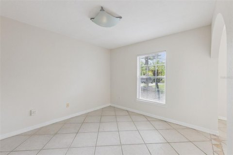 House in Orlando, Florida 3 bedrooms, 200.48 sq.m. № 2398910 - photo 14