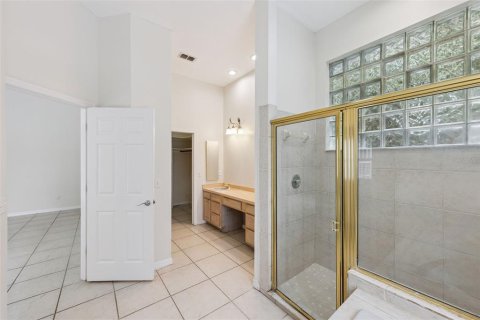 House in Orlando, Florida 3 bedrooms, 200.48 sq.m. № 2398910 - photo 24
