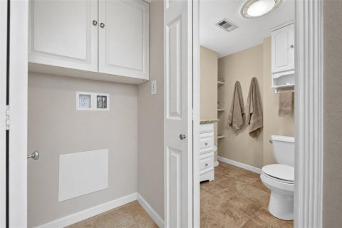 Condo in Daytona Beach, Florida, 3 bedrooms № 2232317 - photo 19