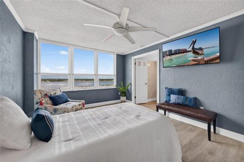 Condo in Daytona Beach, Florida, 3 bedrooms № 2232317 - photo 20