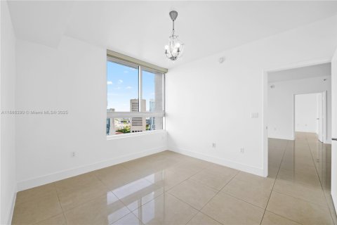 Condominio en venta en Miami, Florida, 2 dormitorios, 100.24 m2 № 1933744 - foto 28