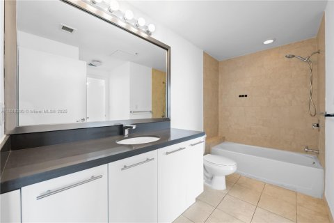 Condominio en venta en Miami, Florida, 2 dormitorios, 100.24 m2 № 1933744 - foto 26