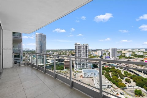 Condominio en venta en Miami, Florida, 2 dormitorios, 100.24 m2 № 1933744 - foto 15