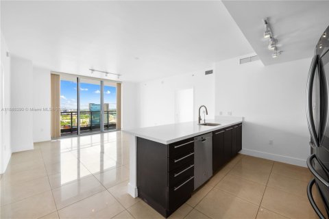 Condominio en venta en Miami, Florida, 2 dormitorios, 100.24 m2 № 1933744 - foto 13