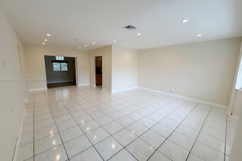 Casa en venta en Hollywood, Florida, 3 dormitorios, 157.38 m2 № 1834153 - foto 23