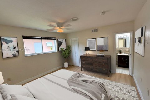Casa en venta en Hollywood, Florida, 3 dormitorios, 157.38 m2 № 1834153 - foto 10