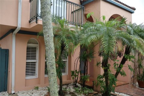 Villa ou maison à vendre à Sarasota, Floride: 3 chambres, 231.51 m2 № 2415127 - photo 4