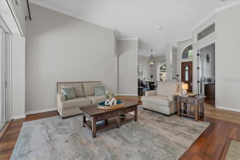 House in Fish Hawk, Florida 5 bedrooms, 450.85 sq.m. № 1654858 - photo 13