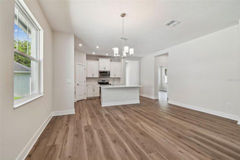 House in Saint Petersburg, Florida 3 bedrooms, 162.86 sq.m. № 1560533 - photo 30
