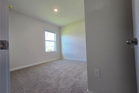 Villa ou maison à louer à Punta Gorda, Floride: 4 chambres, 169.83 m2 № 2101152 - photo 13