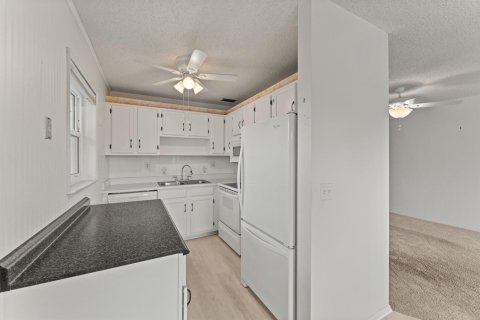 Copropriété à vendre à Stuart, Floride: 1 chambre, 69.4 m2 № 2146738 - photo 8