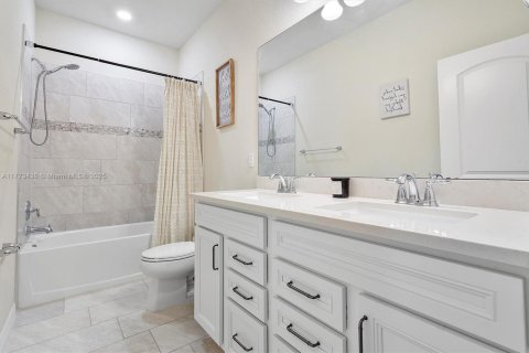 Townhouse in Oakland Park, Florida 3 bedrooms, 162.95 sq.m. № 1863987 - photo 26