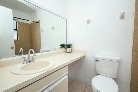 Villa ou maison à vendre à Apopka, Floride: 3 chambres, 117.99 m2 № 2398573 - photo 17