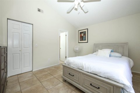 Villa ou maison à vendre à Apopka, Floride: 3 chambres, 117.99 m2 № 2398573 - photo 13
