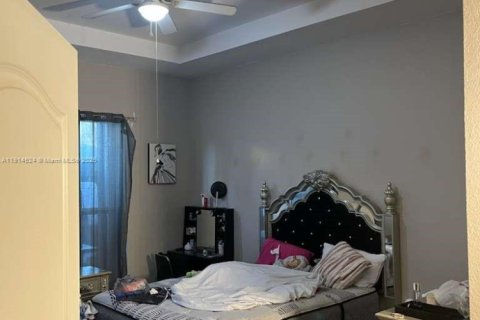 Villa ou maison à vendre à Homestead, Floride: 4 chambres, 117.06 m2 № 1971519 - photo 9