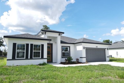 House in Ocala, Florida 4 bedrooms, 164.81 sq.m. № 1784780 - photo 1