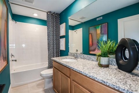 Casa en venta en Clermont, Florida, 5 dormitorios, 284.47 m2 № 1885221 - foto 16
